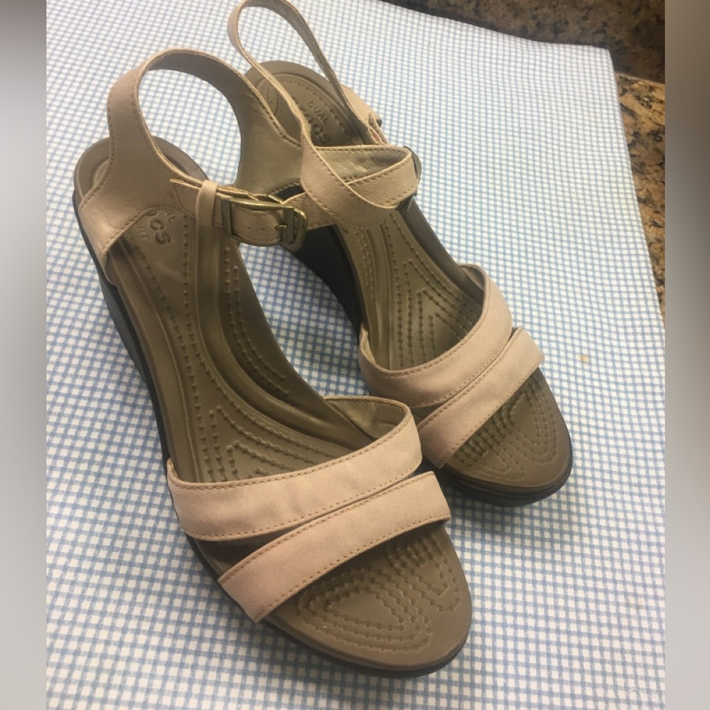 Croc Wedges heels sandals Leigh size 9